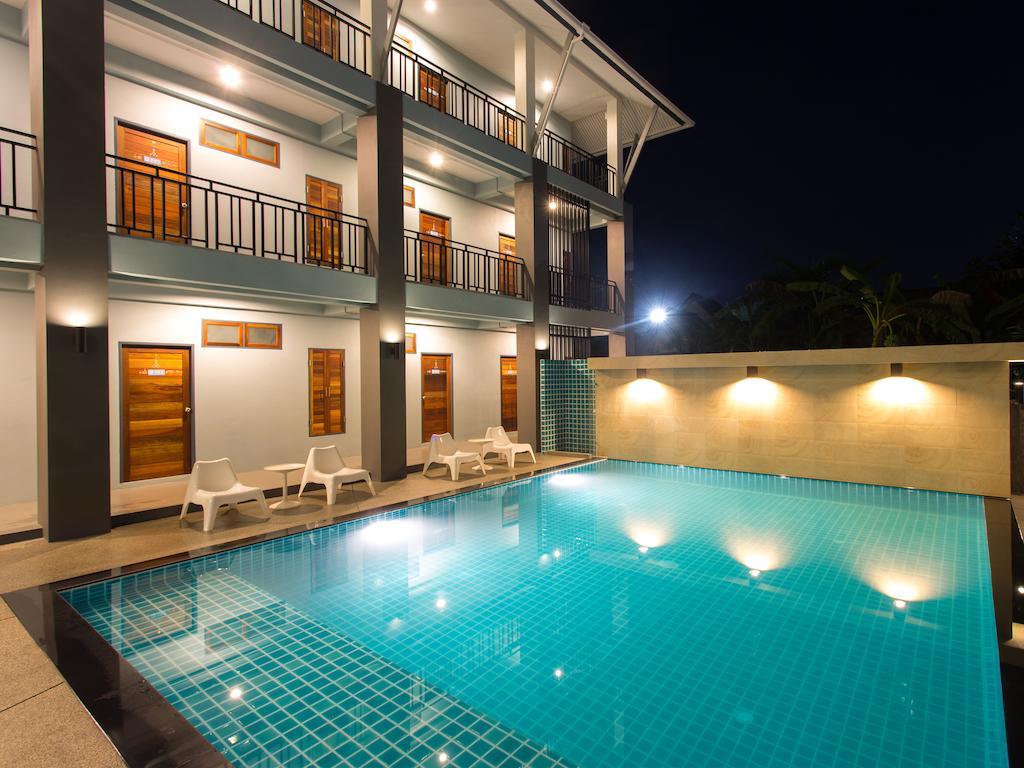 Ruk Cozy Hotel Khao Lak Bagian luar foto