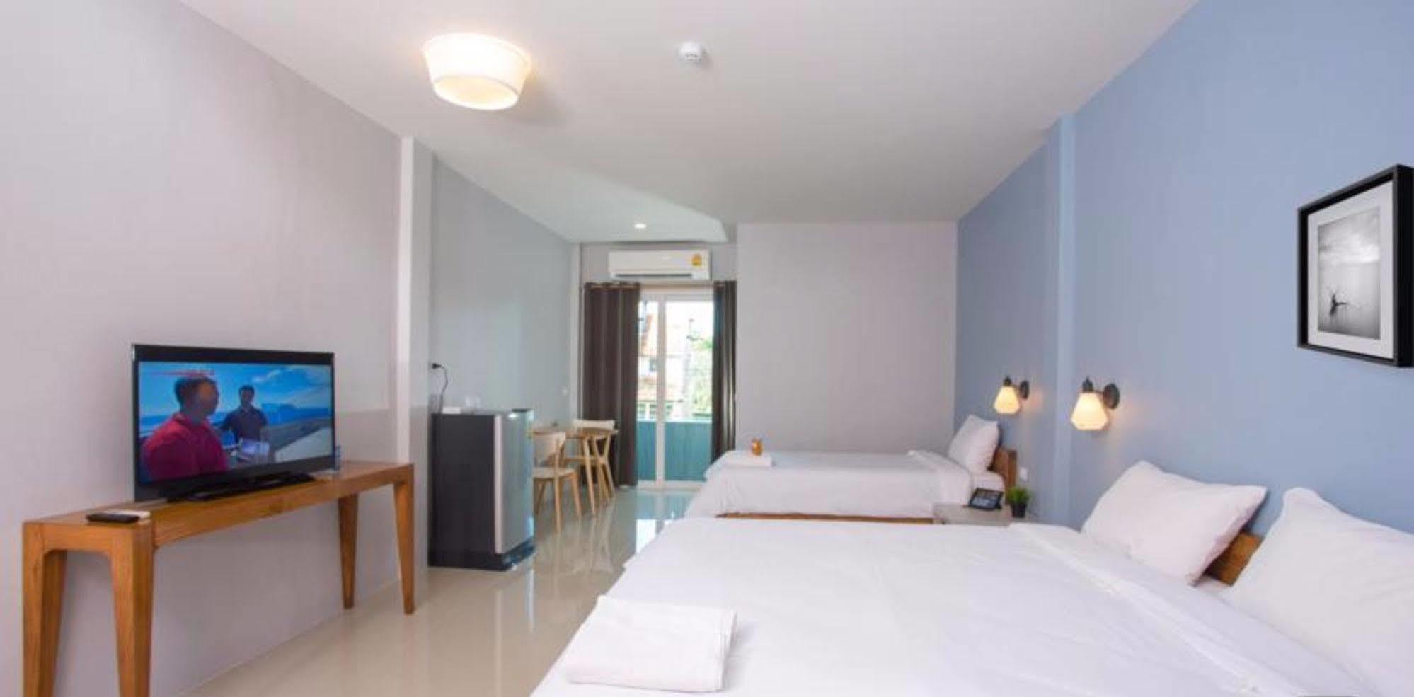 Ruk Cozy Hotel Khao Lak Bagian luar foto
